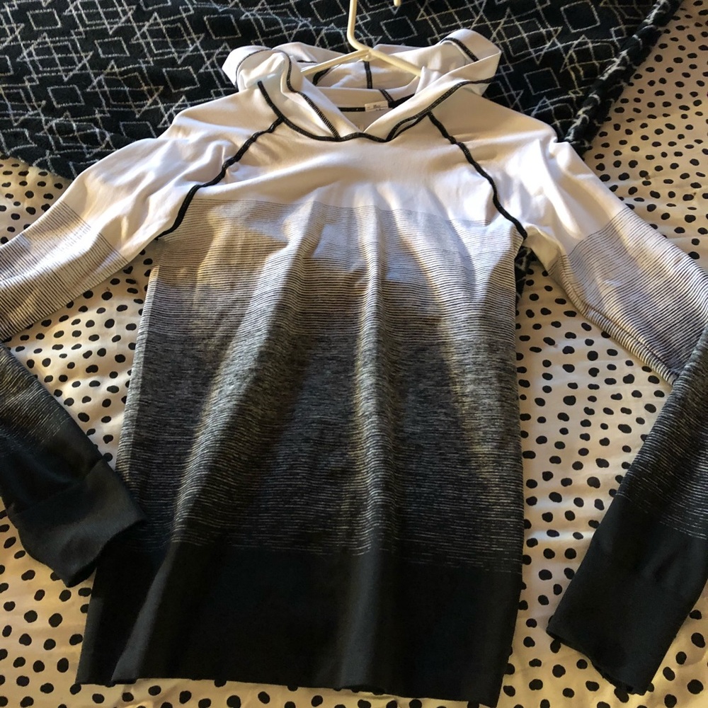Long Fit Wear holes on sleeves for your thumbs